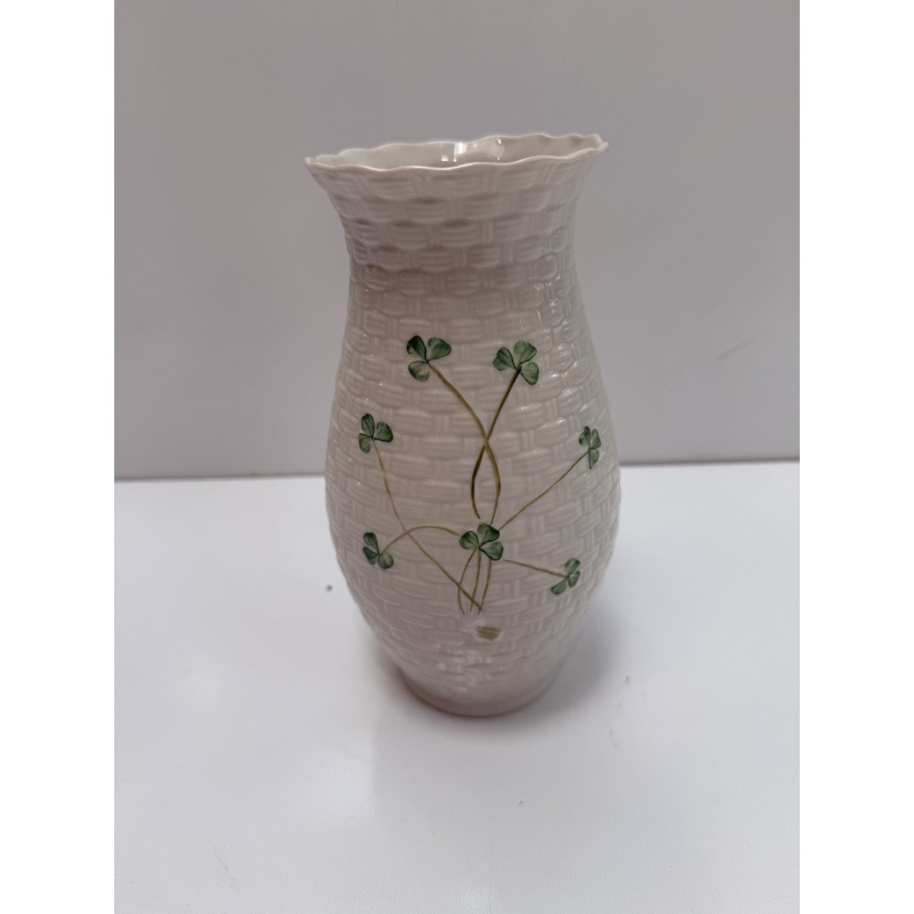 Belleek Pottery Shamrock Kylemore 8" Vase Embossed Basketweave Ireland